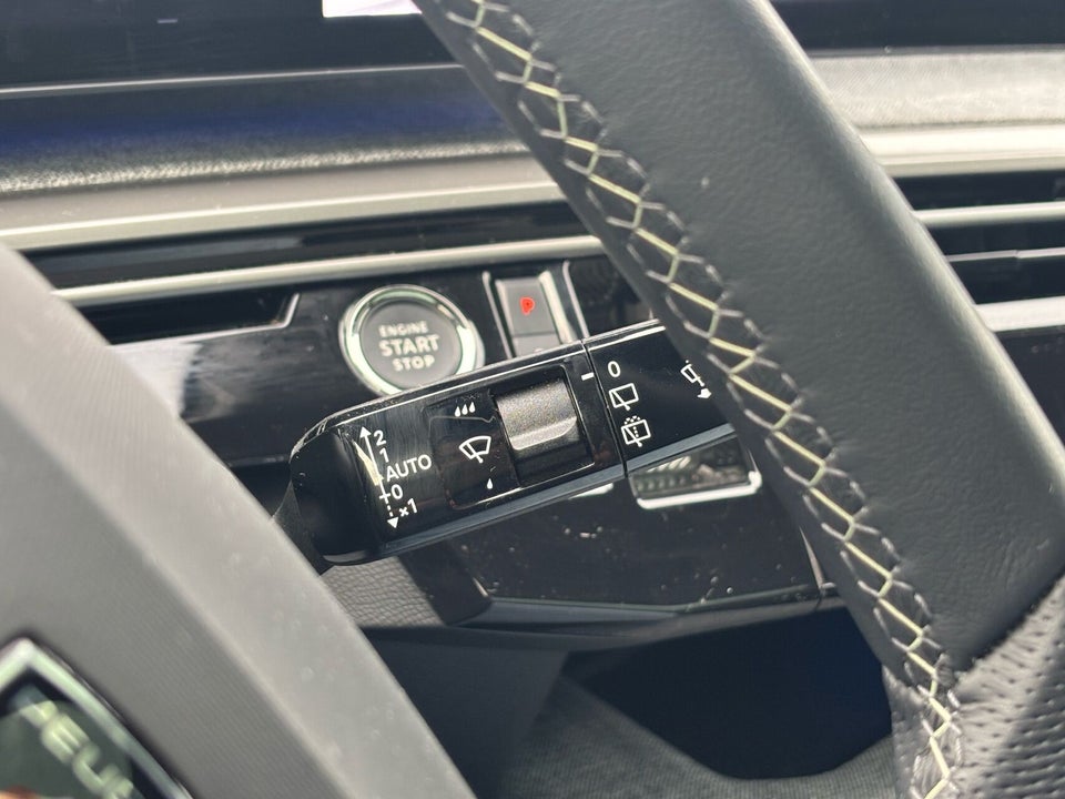 Peugeot e-5008 77 GT 7prs 5d