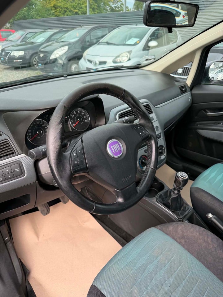 Fiat Grande Punto 1,4 Active 5d