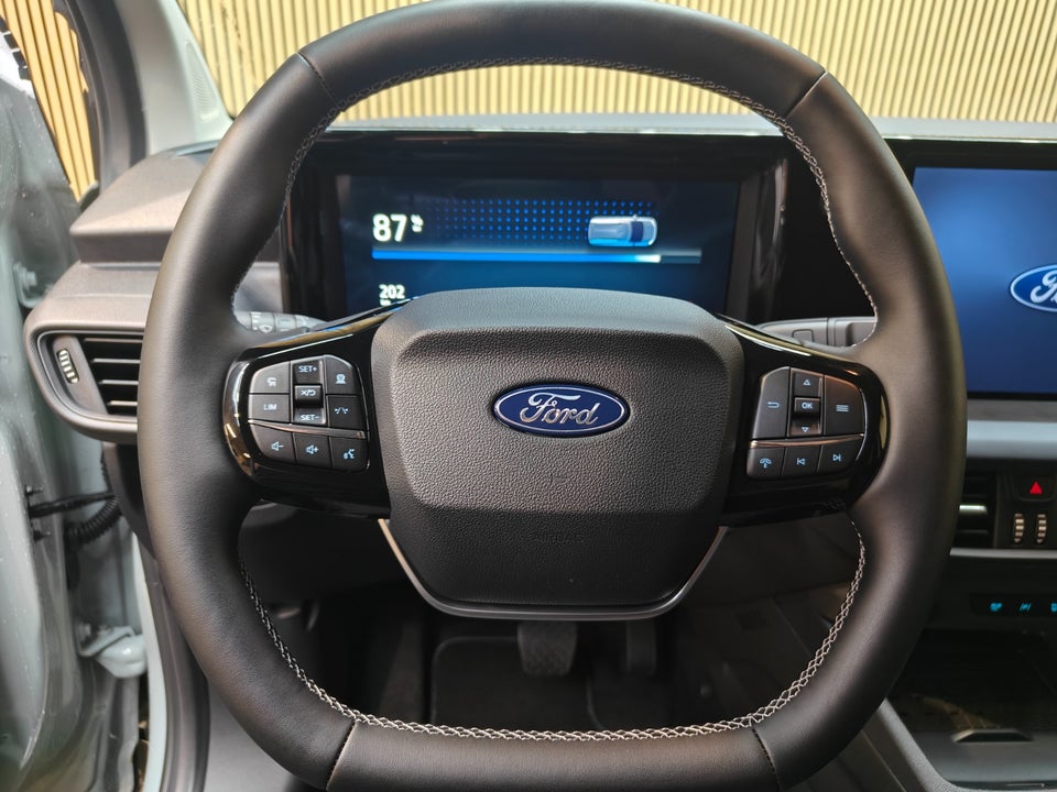 Ford E-Tourneo Courier 46 Active