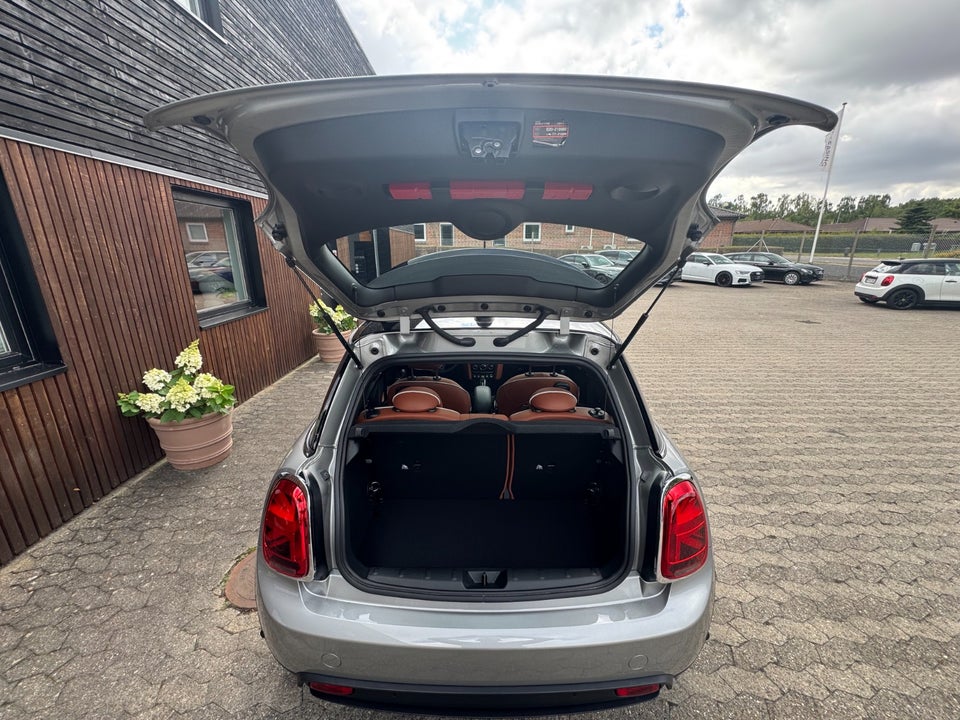 MINI Cooper SE Yours Trim 3d