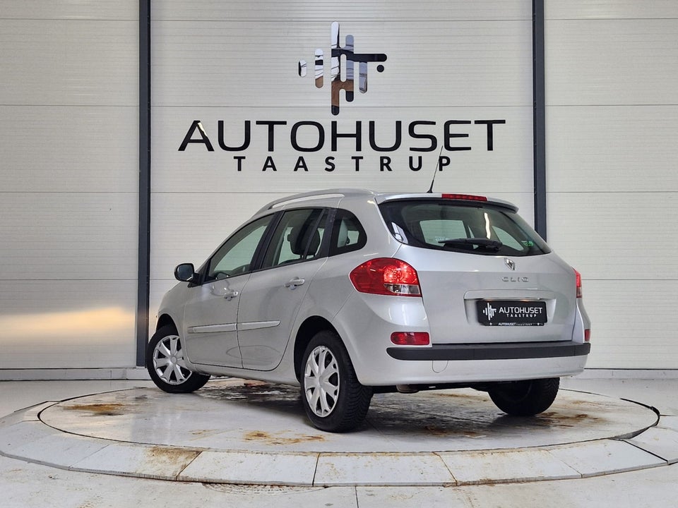 Renault Clio III 1,2 16V Authentique Sport Tourer 5d