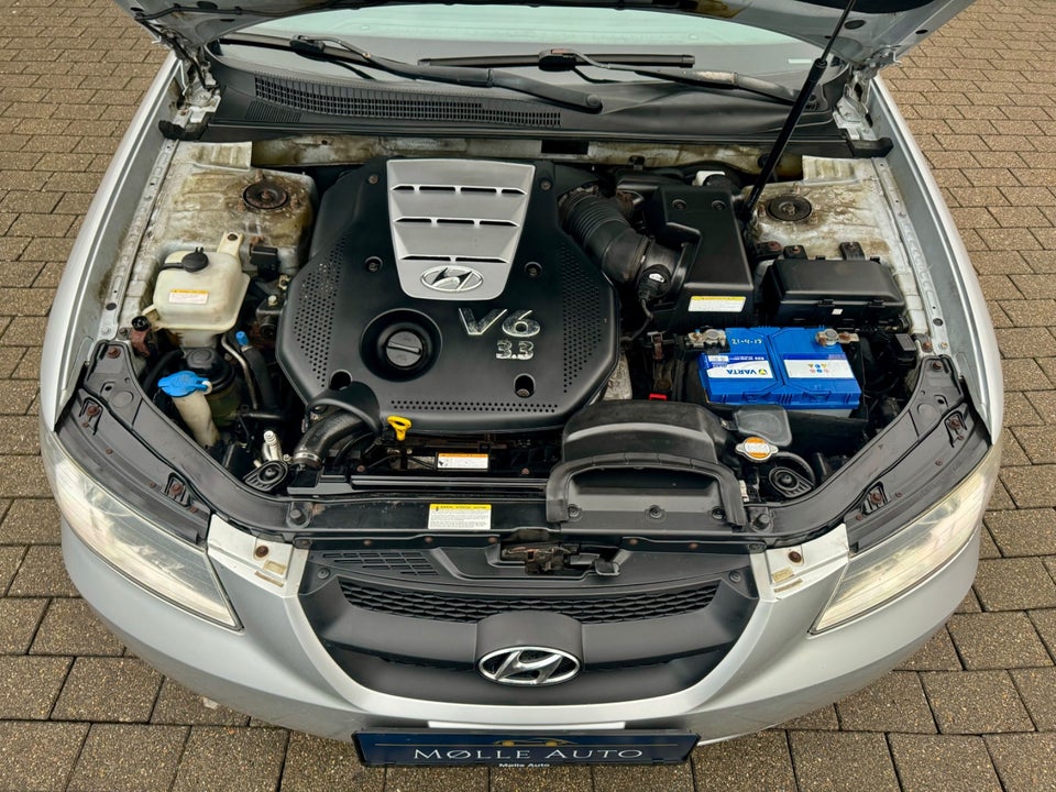 Hyundai Sonata 3,3 V6 aut. 4d