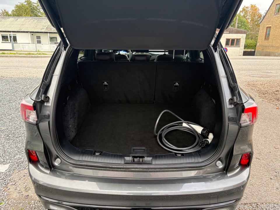 Ford Kuga 2,5 PHEV ST-Line X CVT 5d