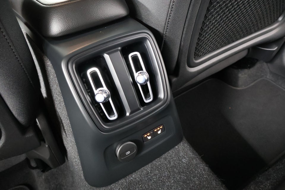 Volvo XC40 1,5 T5 ReCharge Inscription aut. 5d