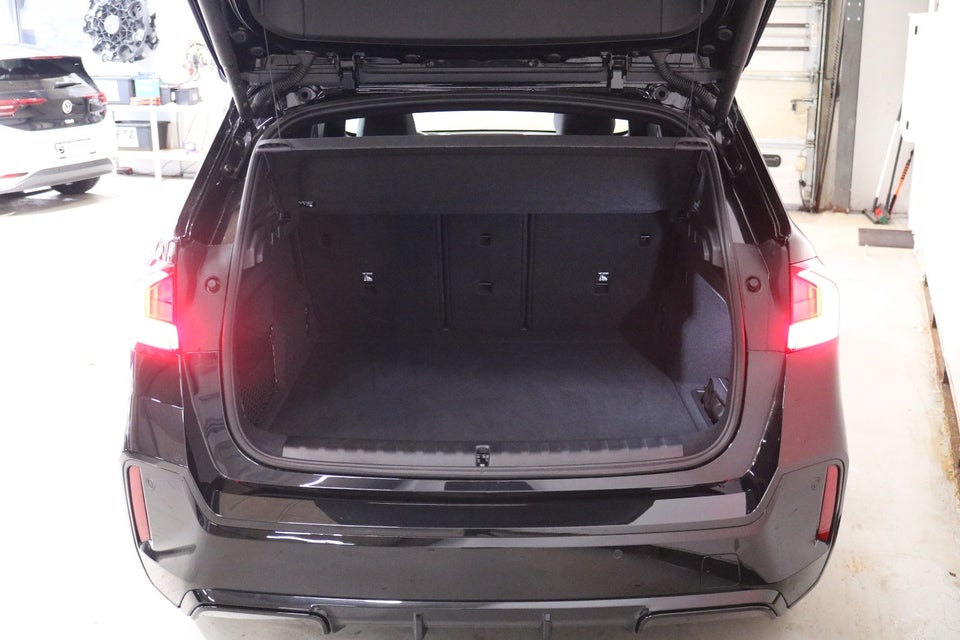 BMW iX1 eDrive20 M-Sport 5d