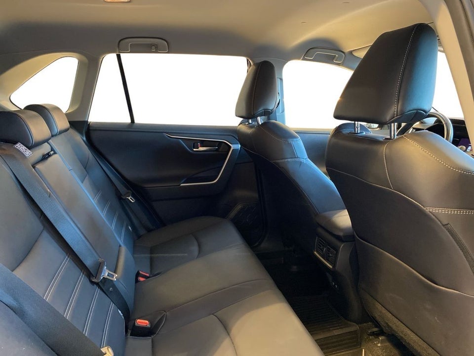 Toyota RAV4 2,5 Hybrid H3 Comfort MDS 5d