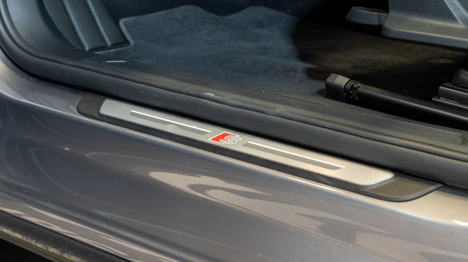 Audi Q4 e-tron 45 S-line 5d