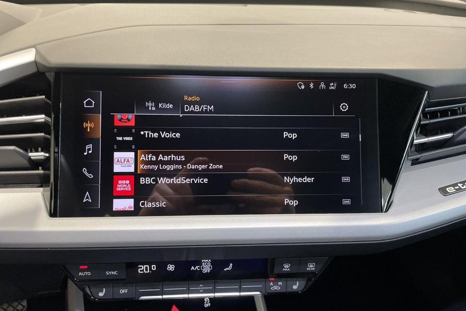 Audi Q4 e-tron 40 Attitude 5d