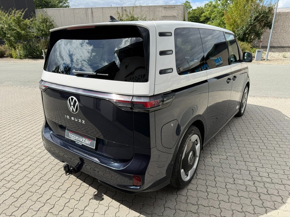 VW ID. Buzz 77 Style 75 Years Edition SWB 5d