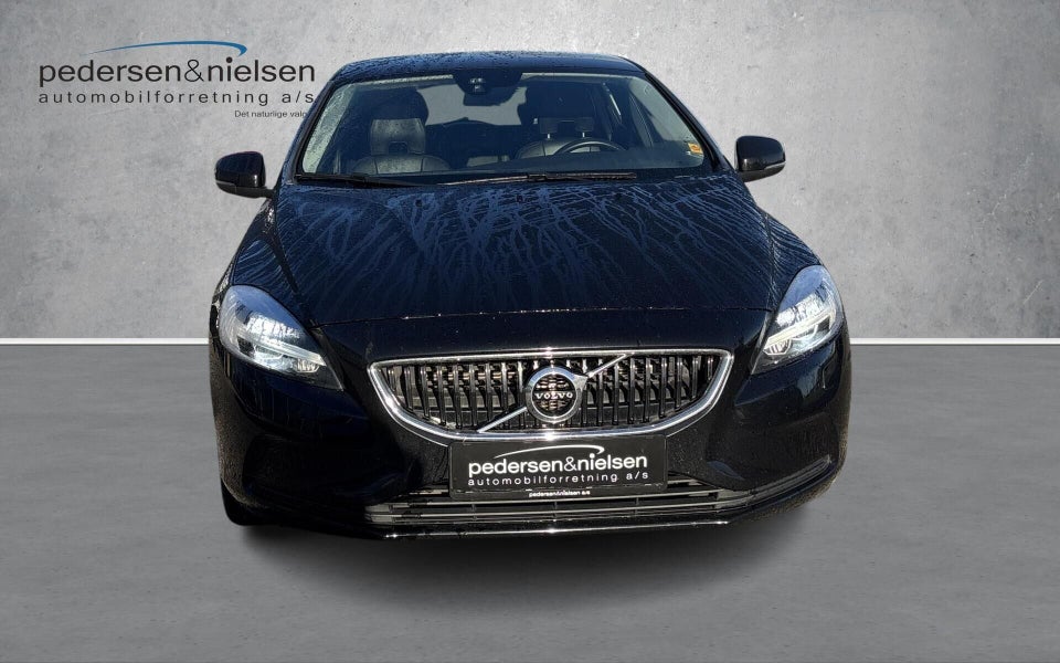 Volvo V40 1,5 T3 152 Momentum aut. 5d