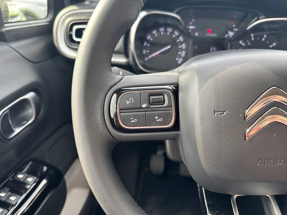 Citroën C3 1,2 PureTech 83 Impress 5d