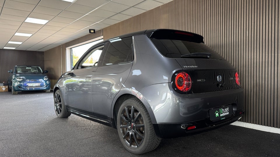 Honda e Advance 5d