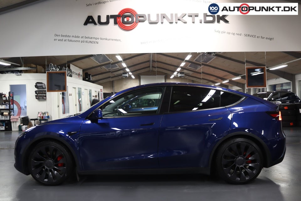 Tesla Model Y Performance AWD 5d