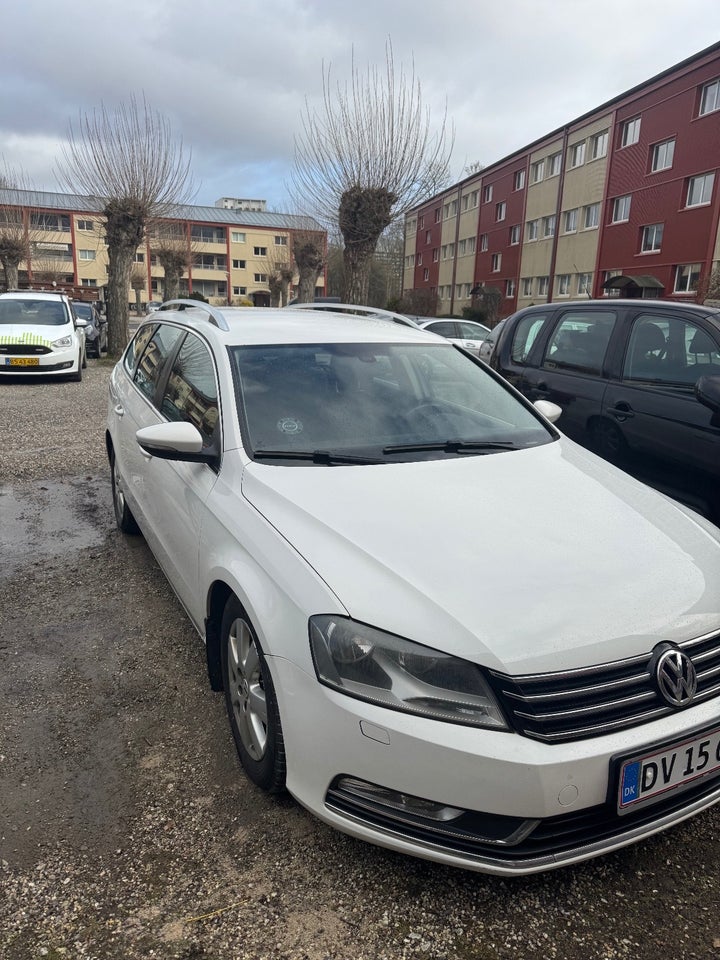 VW Passat 2,0 TDi 140 Comfortline Variant BMT 5d
