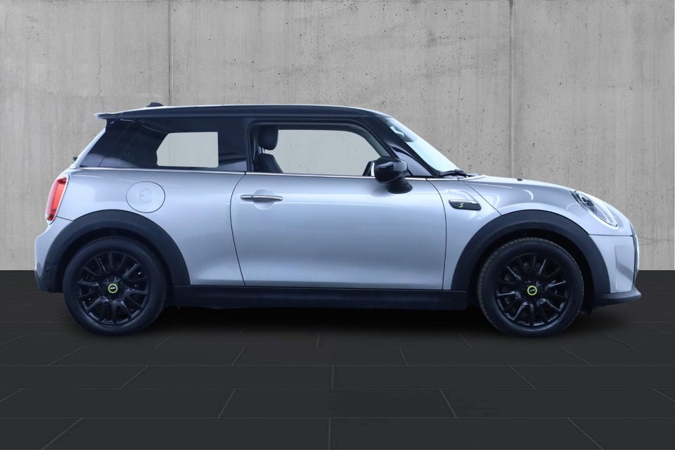 MINI Cooper SE Classic Trim 3d