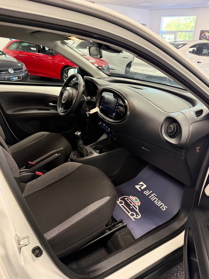 Toyota Aygo X 1,0 Active 5d