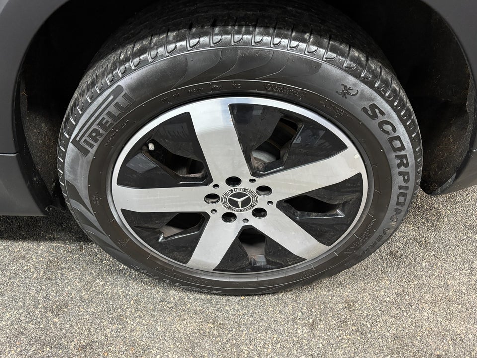 Mercedes GLB200 d 2,0 Progressive Line aut. 7prs 5d