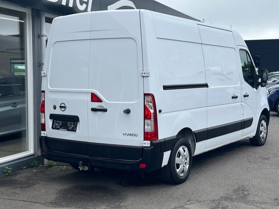 Nissan NV400 2,3 dCi 145 L2H2 Comfort Van