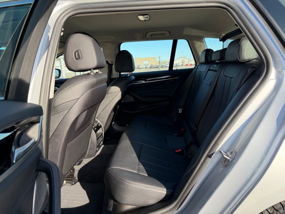 BMW 530e 2,0 Touring Sport Line aut. 5d