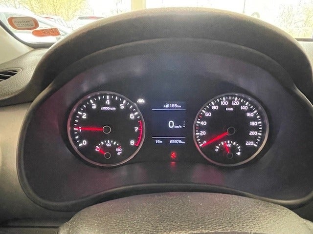 Kia Stonic 1,2 Advance 5d