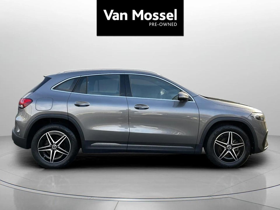 Mercedes EQA250 AMG Line 5d