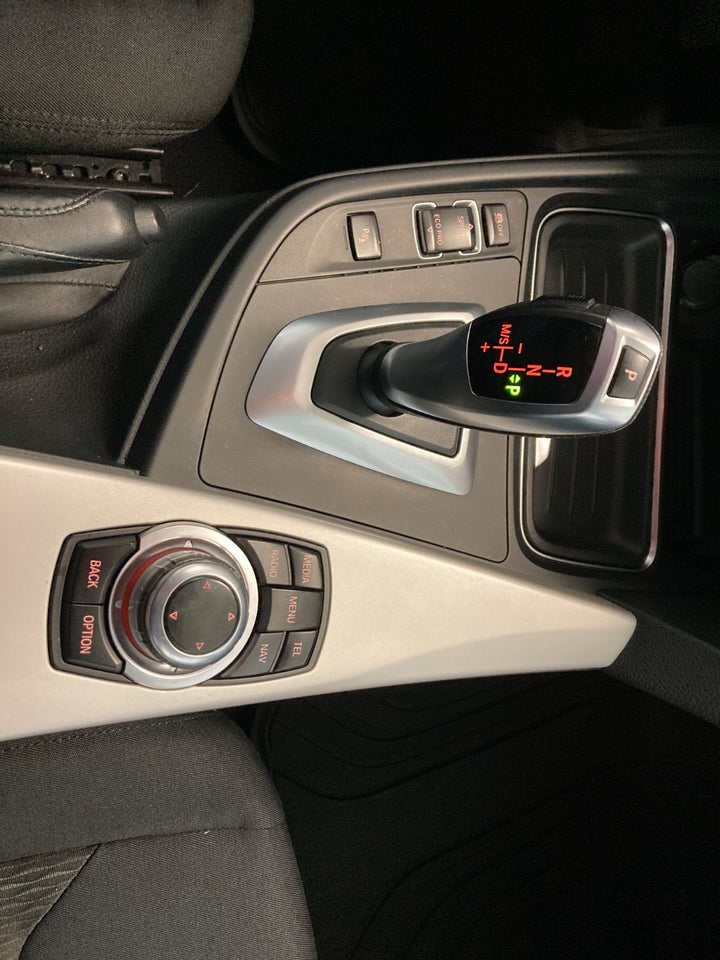 BMW 330d 3,0 Touring Sport Line aut. 5d