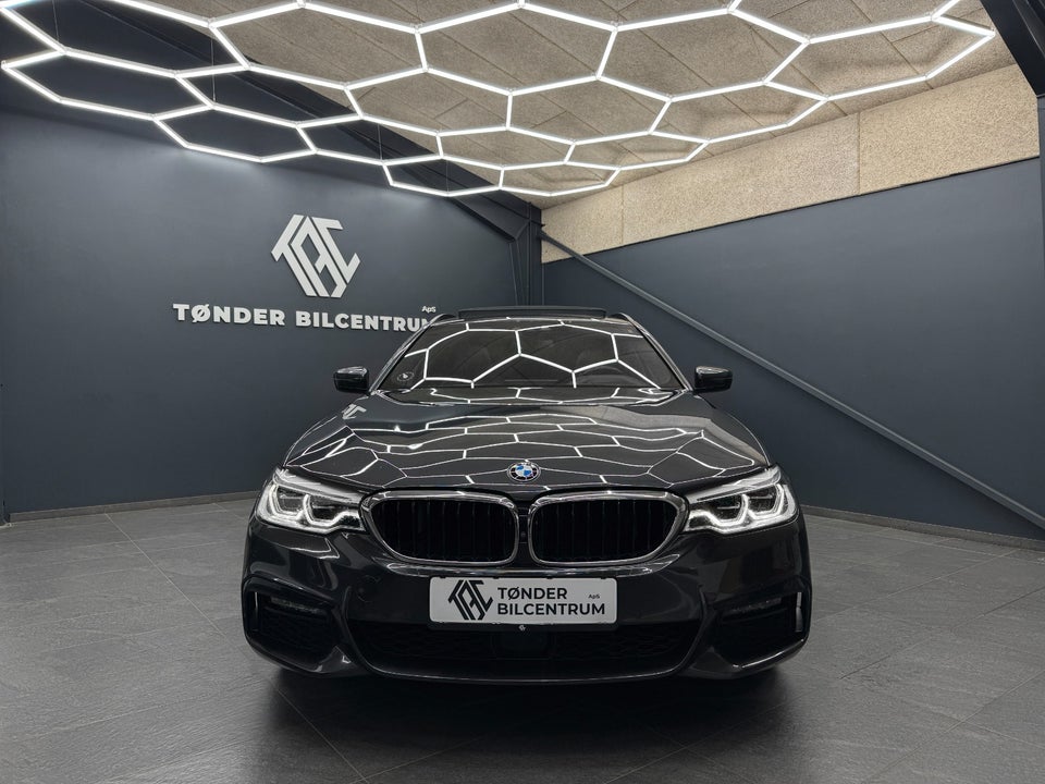 BMW 530d 3,0 Touring M-Sport xDrive aut. 5d