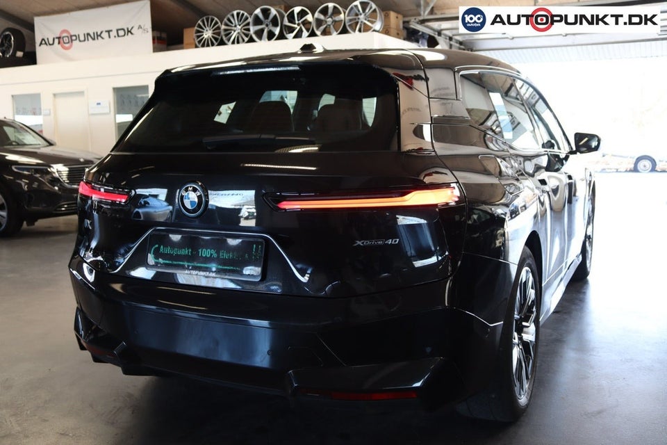 BMW iX xDrive40 5d