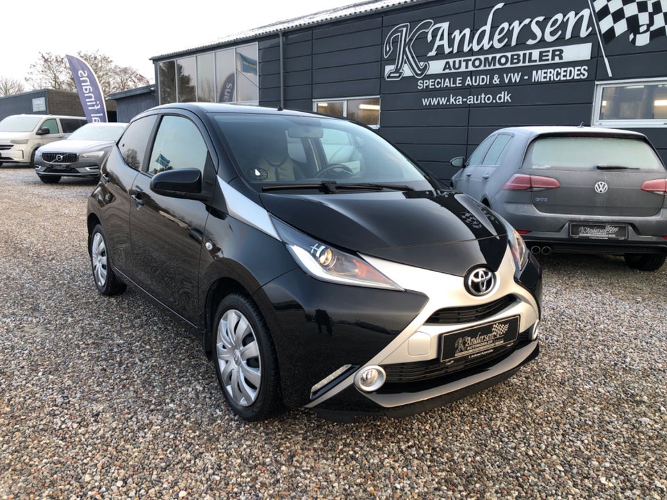 Toyota Aygo 1,0 VVT-i x-cellence 5d