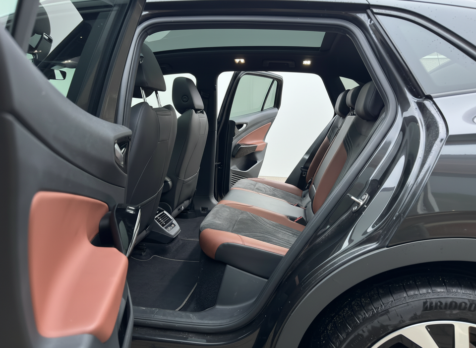 VW ID.4 77 Pro Performance Tech 5d