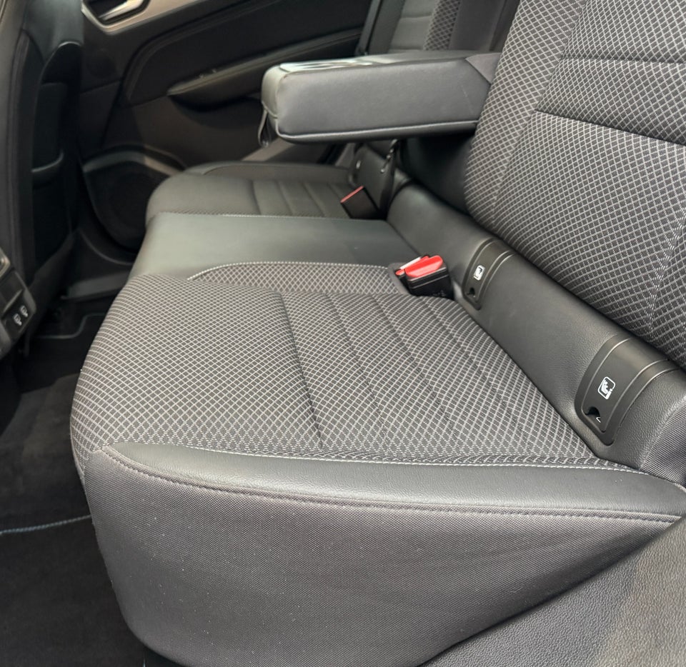 Renault Arkana 1,6 E-Tech Intens 5d