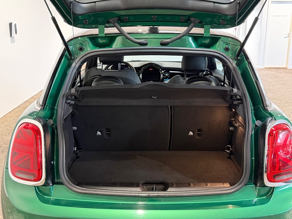 MINI Cooper SE Classic Trim 3d