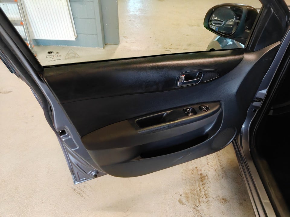 Hyundai i20 1,25 Classic XTR 5d