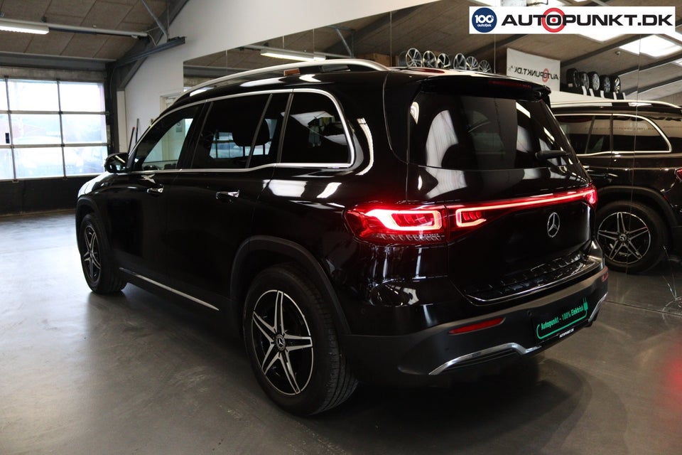 Mercedes EQB250 AMG Line 5d