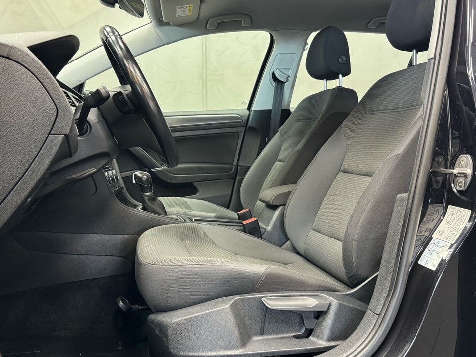 VW Golf VII 1,5 TSi 130 Comfortline Variant DSG 5d