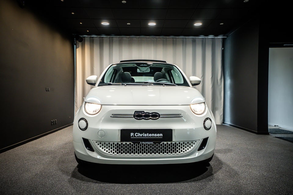 Fiat 500e 42 Icon Cabrio 2d