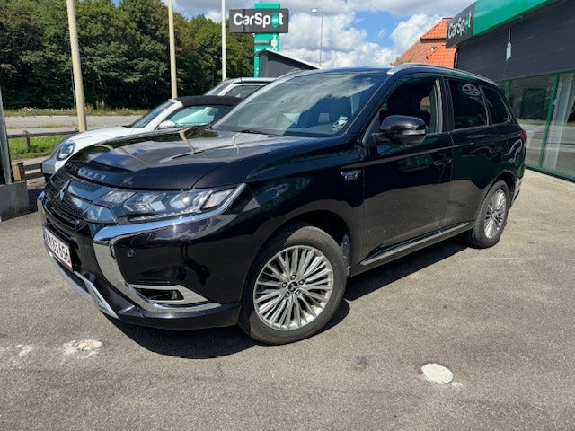 Mitsubishi Outlander 2,4 PHEV Instyle CVT 4WD 5d