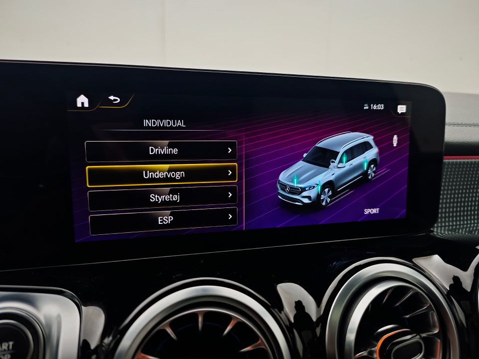 Mercedes EQB300 AMG Line 4Matic 5d