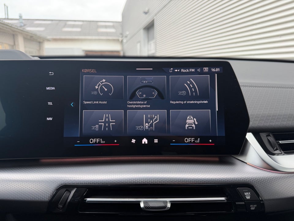 BMW iX2 eDrive20 Fully Charged M-Sport 5d