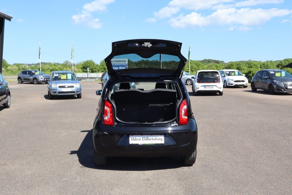 VW Up! 1,0 60 Dynamic BMT 5d