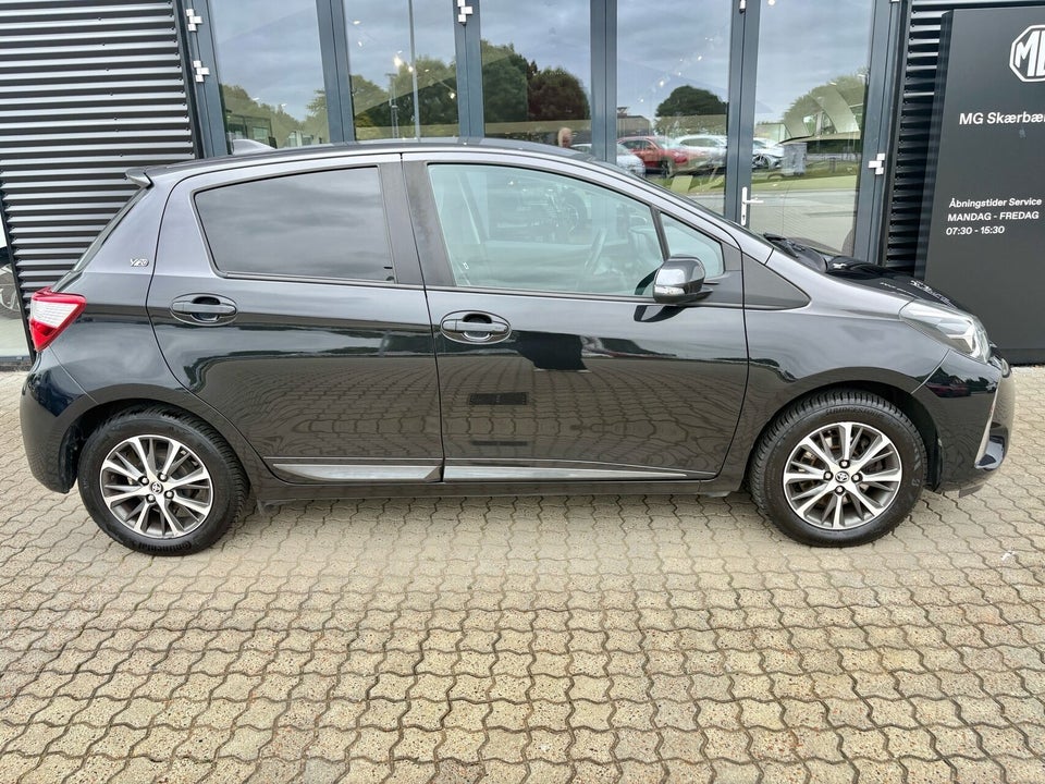 Toyota Yaris 1,5 VVT-iE T2 Limited 5d