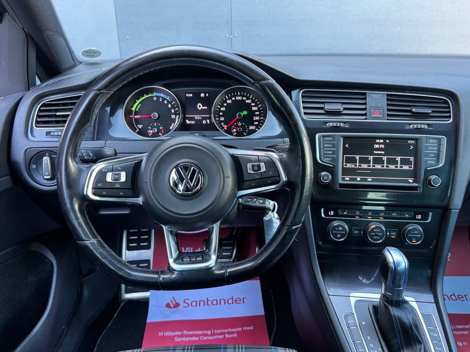 VW Golf VII 1,4 GTE Highline DSG 5d