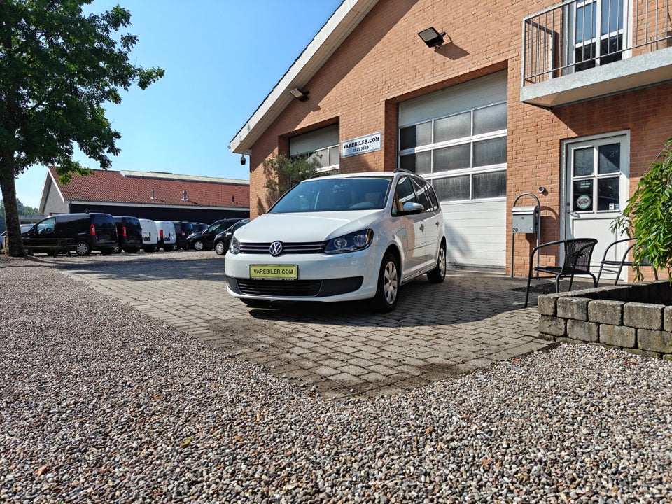 VW Touran 1,6 TDi 105 Comfortline BMT Van 5d