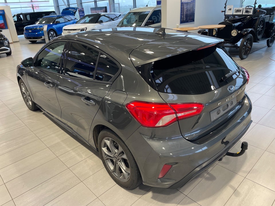 Ford Focus 1,0 EcoBoost ST-Line aut. 5d