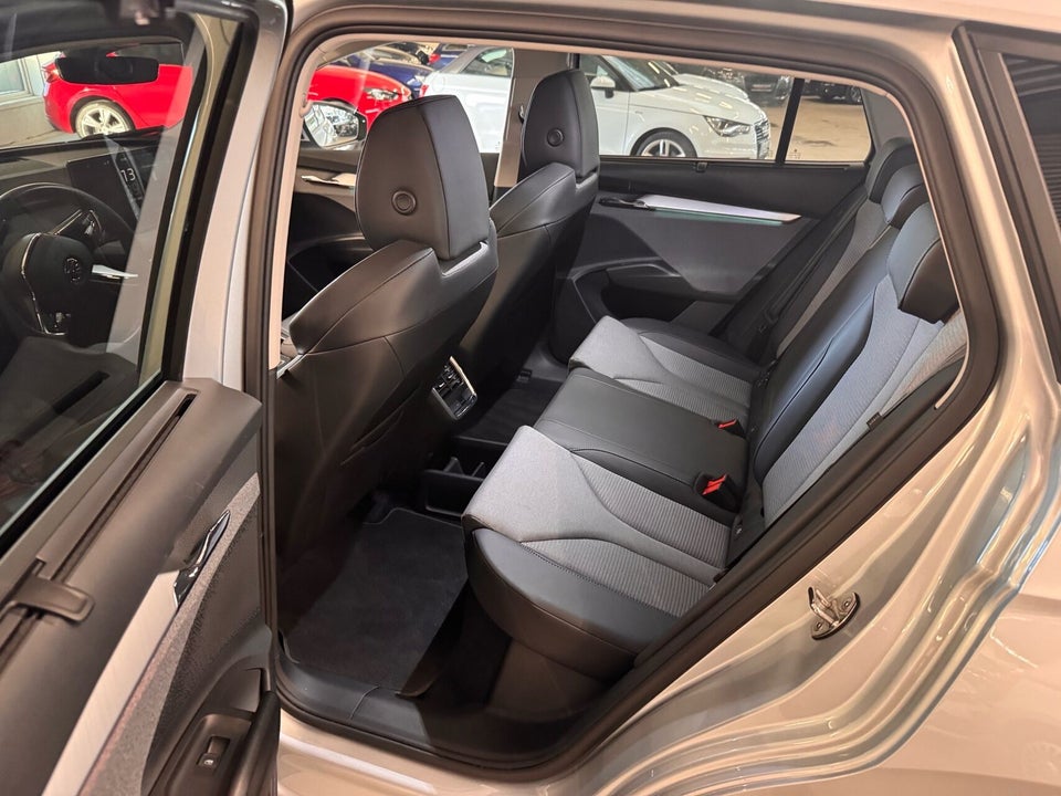 Skoda Enyaq 60 iV Premium 5d