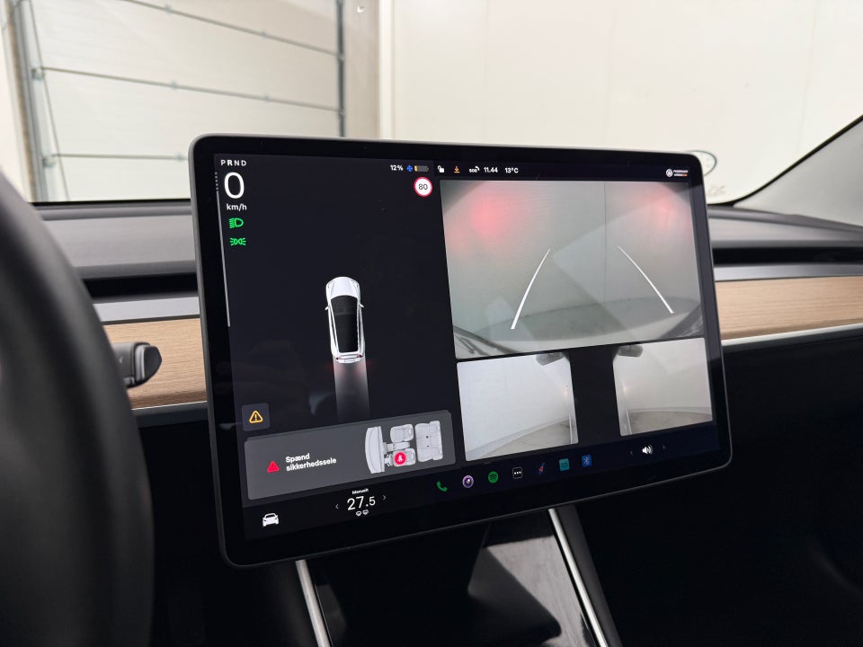 Tesla Model 3 Long Range AWD 4d