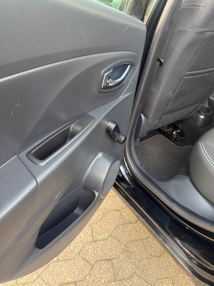 Renault Clio IV 1,5 dCi 90 Dynamique 5d