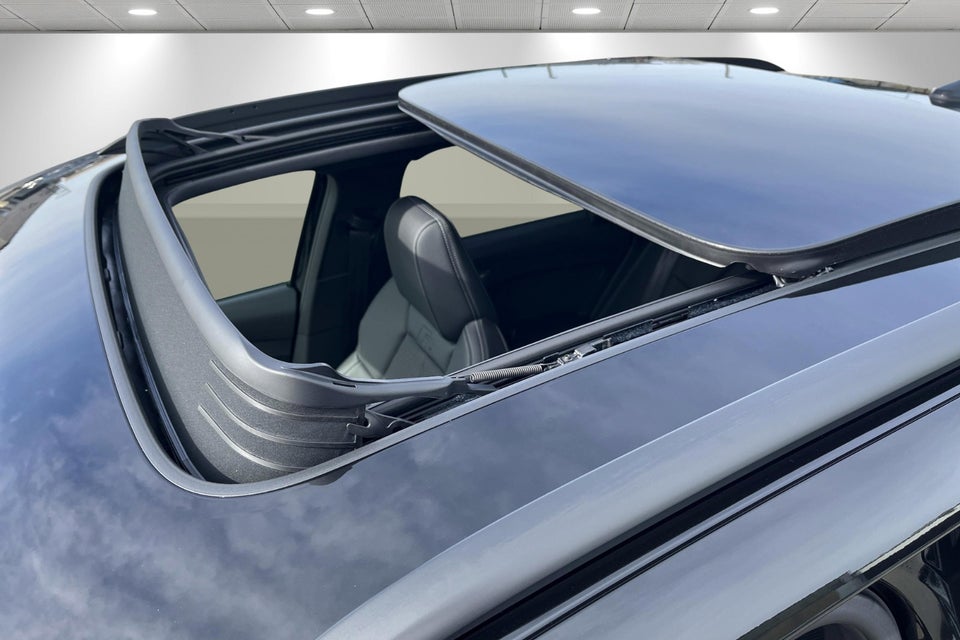 Audi Q4 e-tron 45 S-line Edition 5d