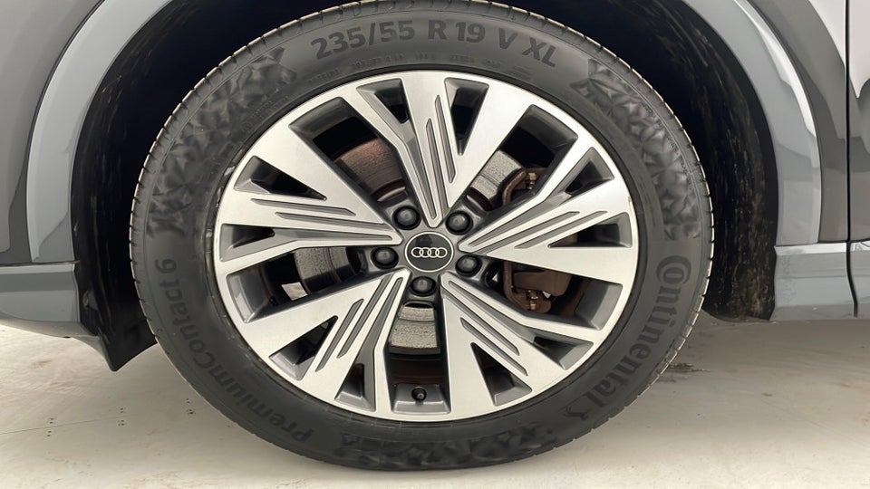 Audi Q4 e-tron 45 Progress 5d