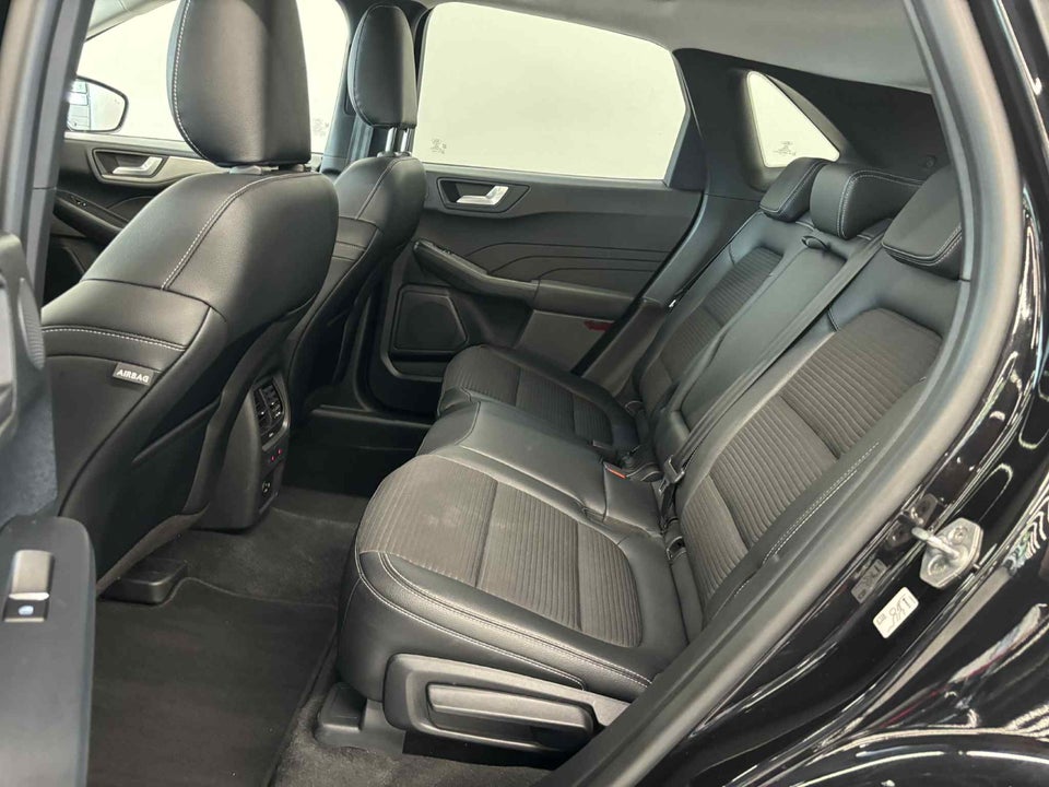 Ford Kuga 2,5 PHEV Titanium X CVT 5d